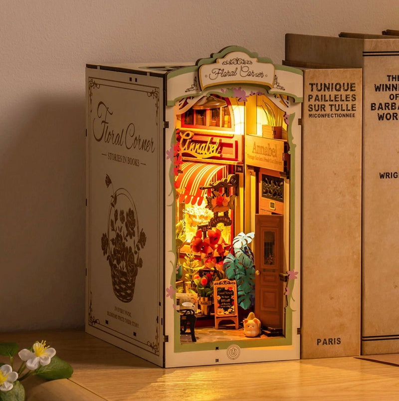 Pending - Rolife DIY Book Nook Kit - Floral Corner TGB09 - Rolife